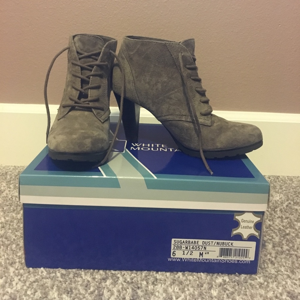 White Mountain Suede Taupe Heeled Boots, size 6.5